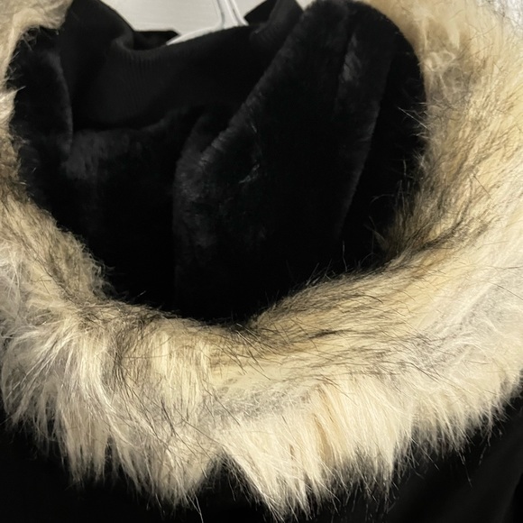 Garage Made For Discovery Parka - Picture 4 of 11